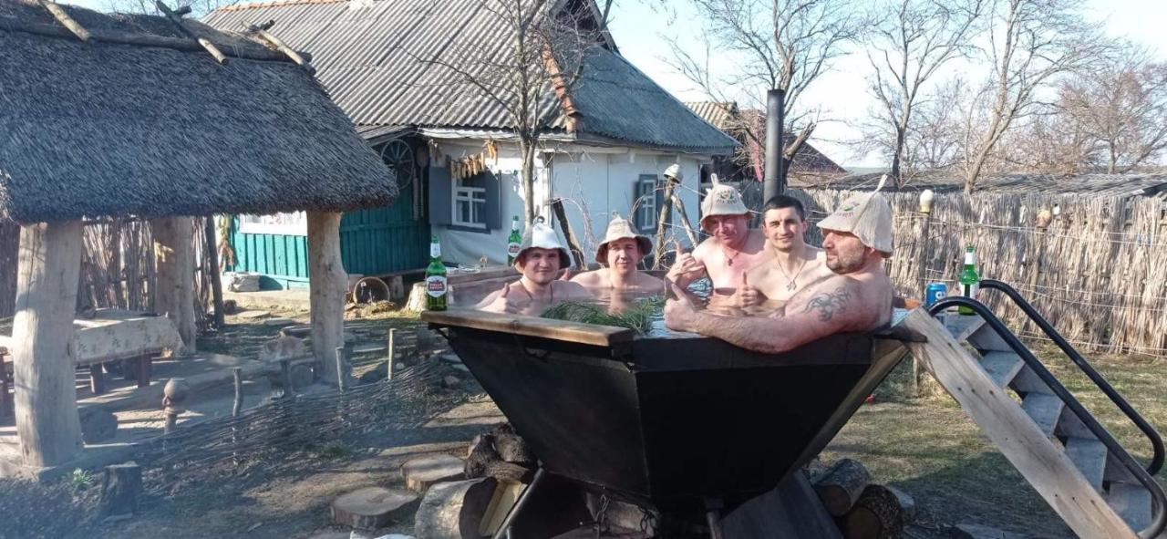 Медова Садиба Subbotiv Zewnętrze zdjęcie